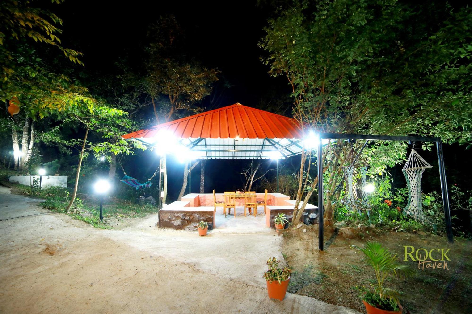 Rock Haven Wayanad Bed and Breakfast Kalpetta Exteriör bild