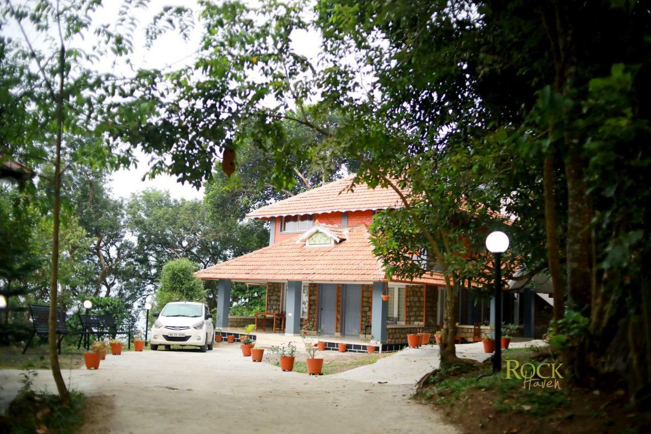 Rock Haven Wayanad Bed and Breakfast Kalpetta Exteriör bild