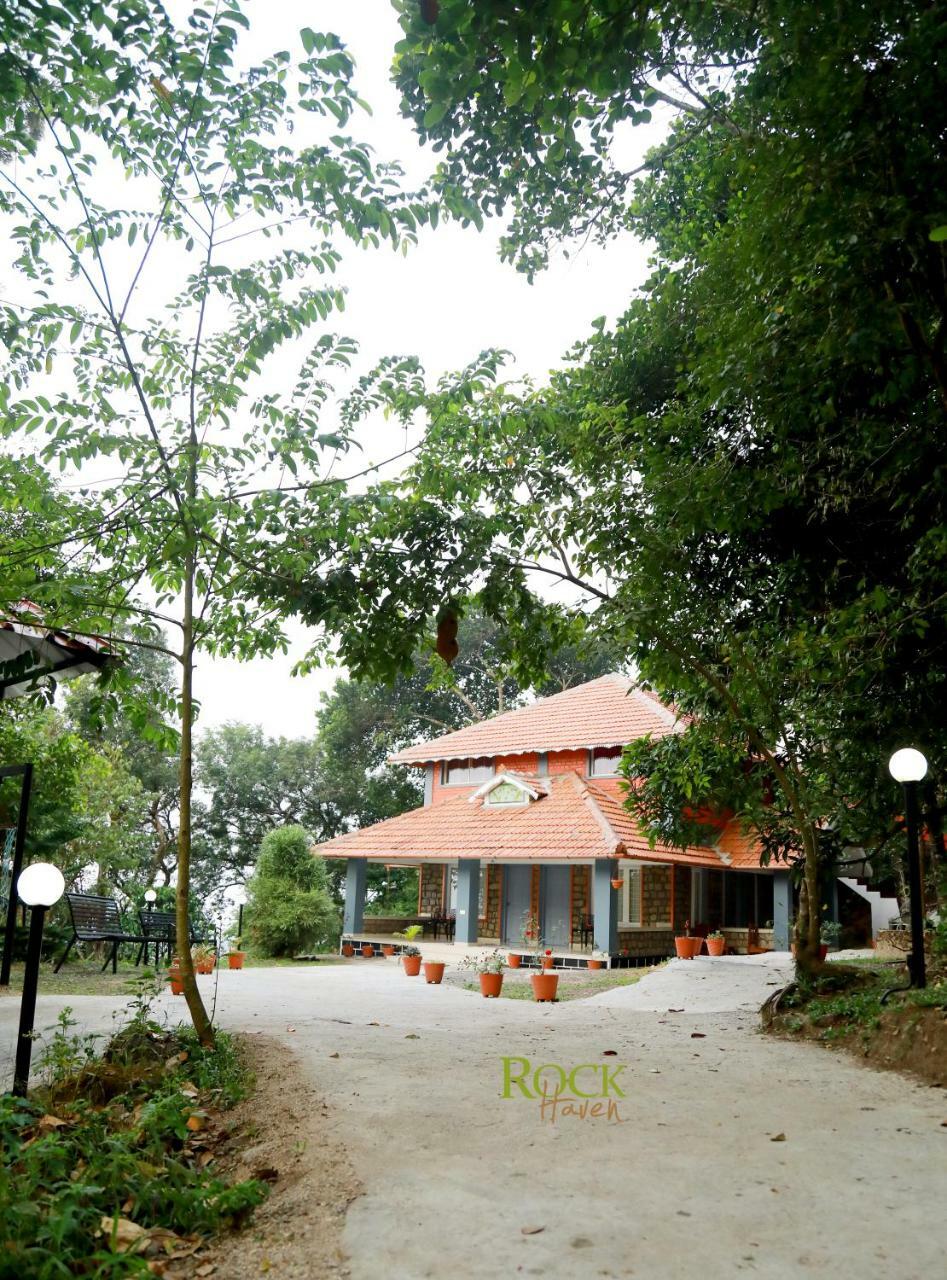 Rock Haven Wayanad Bed and Breakfast Kalpetta Exteriör bild